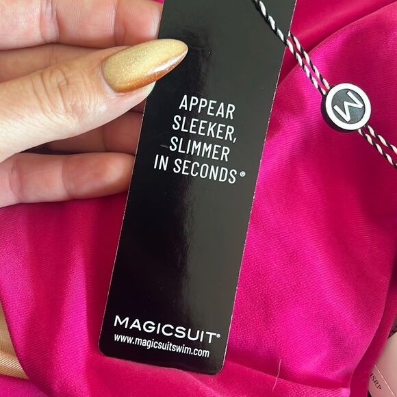 Magicsuit NWT Susan One Piece Swimwear swimsuit Underwire size 10 - Picture 8 of 9